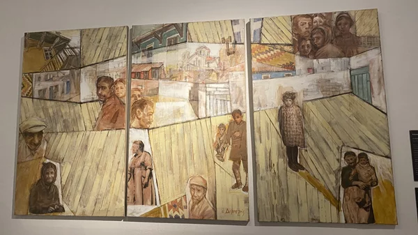 Ένα τρίπτυχο εκθέσεων για τη Μικρασιατική Καταστροφή στο Δημόσιο Καπνεργοστάσιο