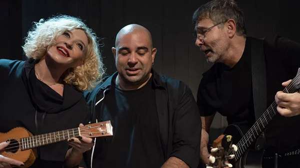 "Ok Boomer": Το ξεκατίνιασμα συνεχίζεται στο Μικρό Παλλάς μέχρι τις 26 Μαρτίου!