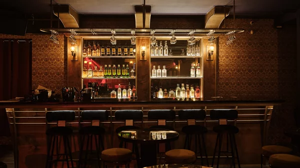 Το θρυλικό Doors επιστρέφει στο Κολωνάκι