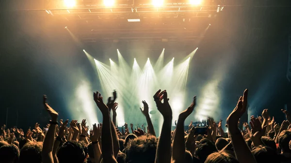 Φεστιβάλ "Καλοκαίρι στην Αθήνα": Παράταση ανοιχτής πρόσκλησης