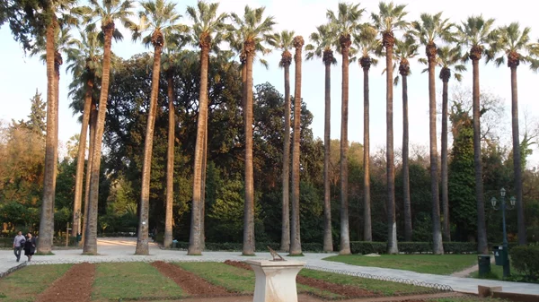 Λίγες ακόμα δωρεάν ξεναγήσεις σε ιστορικά σημεία της Αθήνας