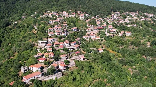 pt-shorts - Ένα νέο φεστιβάλ έρχεται στα βουνά της Δωρίδας