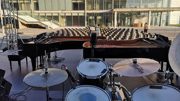 Piano City Athens 2024: Οι γειτονιές της Αθήνας πλημμυρίζουν ξανά με μουσική