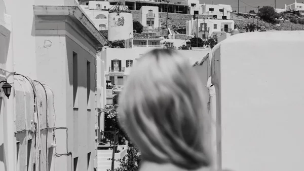 Ο κόσμος μέσα από τον φακό του Νίκου Ζήκου