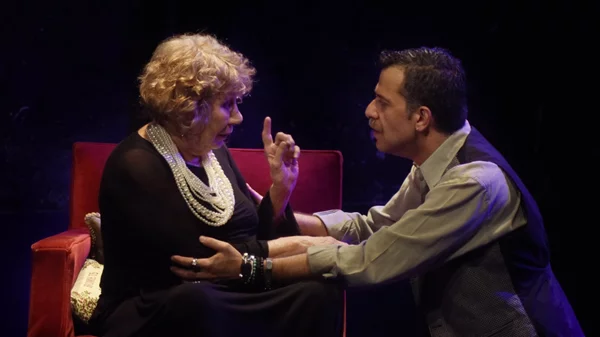 "Family secrets" στο θέατρο Αλκμήνη για δεύτερη χρονιά