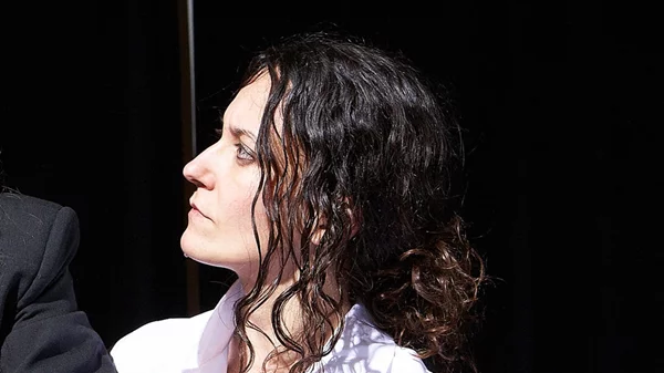 Χριστίνα Σουγιουλτζή: "Είναι αδιανόητο αυτό το συμπαντικό κούρδισμα μέσα στο οποίο υπάρχουμε, τόσο μικροί, τόσο λίγοι"