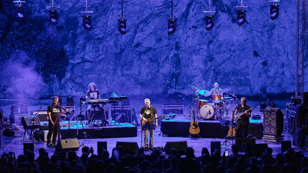 O Αλκίνοος Ιωαννίδης ρίχνει την αυλαία του Μουσικού Φεστιβάλ Χίου