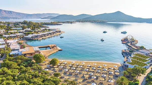 Πάσχα με τη φιλοξενία του γαλήνιου "Elounda Beach Hotel & Villas"