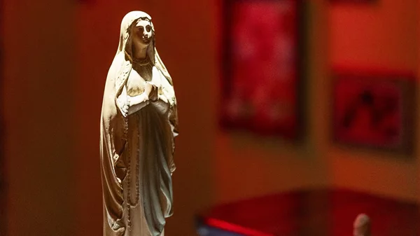 Τα ιντριγκαδόρικα μπαρ της Αθήνας