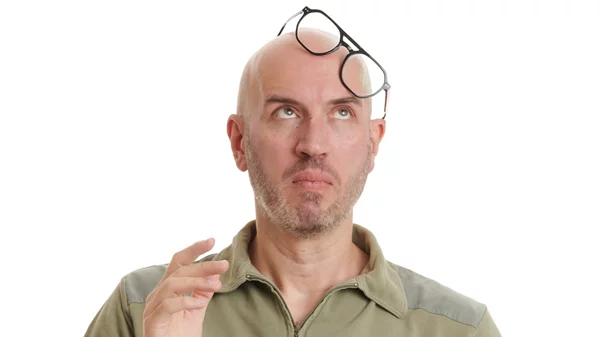 "Α4": Δύο τελευταίες late-night παραστάσεις απομένουν για το stand-up του Δημήτρη Δημόπουλου