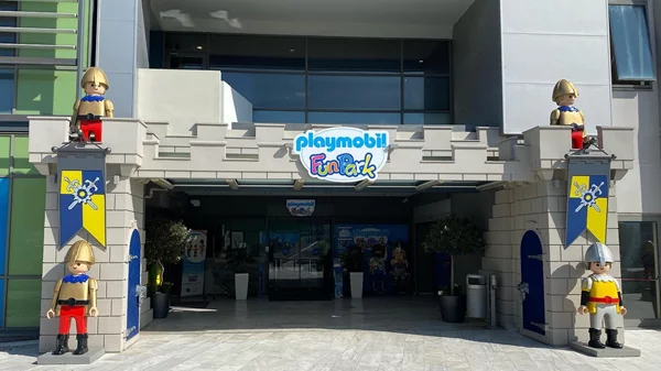 PLAYMOBIL FunPark: Ατελείωτο παιχνίδι στον απόλυτο προορισμό διασκέδασης!