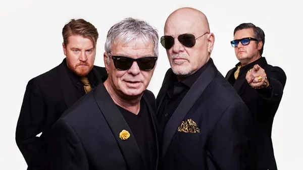 Οι The Stranglers γιορτάζουν μισό αιώνα στο Ηρώδειο