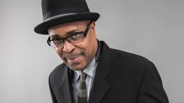 Ο master σαξοφωνίστας Jean Toussaint μάς συστήνεται με το κουαρτέτο του