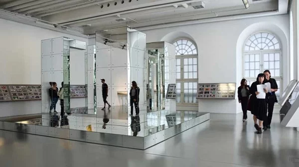 Πέθανε ο ρηξικέλευθος καλλιτέχνης Λουκάς Σαμαράς