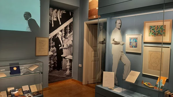 Μέσα στο Σπίτι του Οδυσσέα Ελύτη: Μία περιήγηση στον κόσμο του εμβληματικού ποιητή