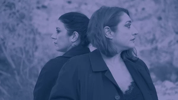 Αποκωδικοποιώντας θεατρικά τον αριθμό "Εννιά"