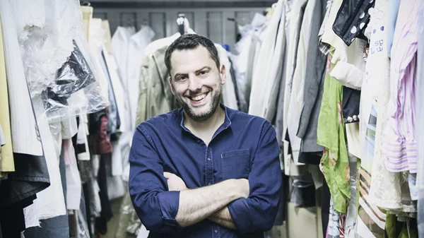 Ο Παντελής Φλατσούσης συναντά τον Φλομπέρ μεταξύ παρελθόντος, παρόντος και μέλλοντος