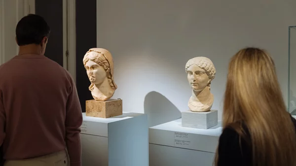 Μουσείο Κυκλαδικής Τέχνης: Νέες ξεναγήσεις για την έκθεση "Κυκλαδίτισσες"