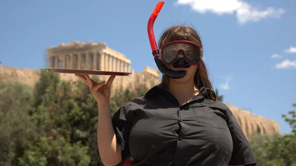 Θέατρο και χορός υπό το φως της Πανσελήνου