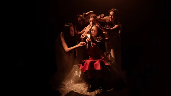 Θεατρική παράσταση αφιερωμένη στη μνήμη του Νότη Μαυρουδή