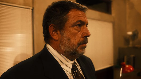 Οι πρώτες φωτογραφίες από τα "Ανεξάρτητα Κράτη" των Τσιοτσιόπουλου-Παλούμπη