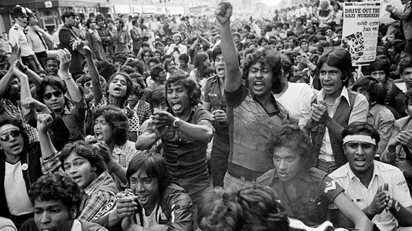 Η επαναστατική Βρετανία των 80s σε μια έκθεση φωτογραφίας