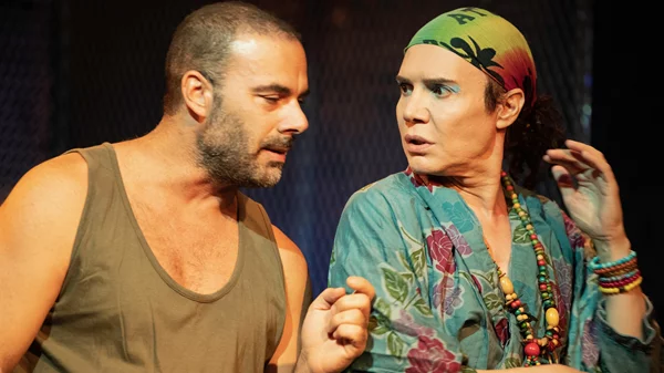 "Το φιλί της γυναίκας αράχνης" – Για 4η χρονιά επιτυχίας στο Θέατρο Αλκμήνη