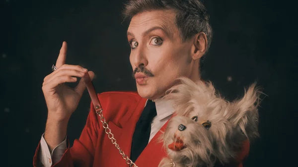 "Τι θα πει ο κόσμος;’’:Το διαχρονικό ερώτημα βρίσκει απάντηση στο Faust