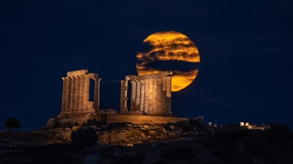 Αυγουστιάτικη Πανσέληνος με ελεύθερη είσοδο σε μνημεία, μουσεία και αρχαιολογικούς χώρους