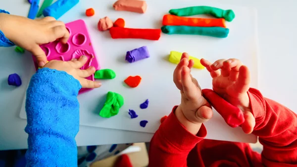 Νέα εκπαιδευτικά προγράμματα στο Ίδρυμα Θεοχαράκη για τον Νοέμβριο