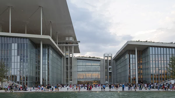 Η Ολυμπιακή Φλόγα φωτίζει το ΚΠΙΣΝ