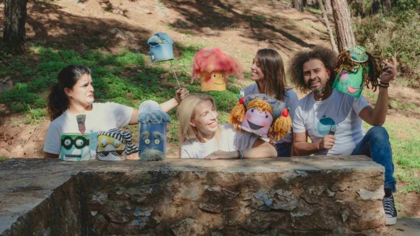 Εσείς ταξιδέψατε στη "Ντενεκεδούπολη";