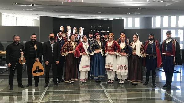 Χριστούγεννα στο Μουσείο Ακρόπολης με ξεναγήσεις και γιορτινά μουσικά ταξίδια