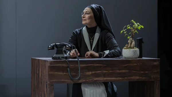 "Αμφιβολία": Ένα συγκλονιστικό θεατρικό που θα σας συγκινήσει και θα σας αναστατώσει