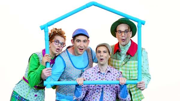 Η ομάδα Κοπέρνικος επιστρέφει στο Εθνικό Θέατρο με το "Δίπλα δίπλα"