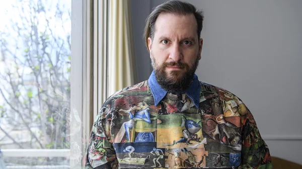 Μάριος Παναγιώτου: "Πιστεύω σε ένα θέατρο προσωπικό, αλλά όχι αποκλειστικό"