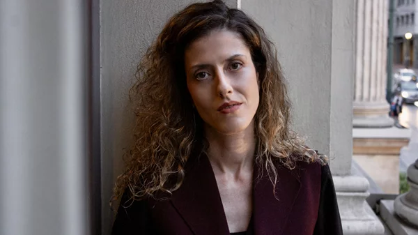 Για την Ιώ Βουλγαράκη το πρόβλημα της εποχής είναι η γελοιοκρατία