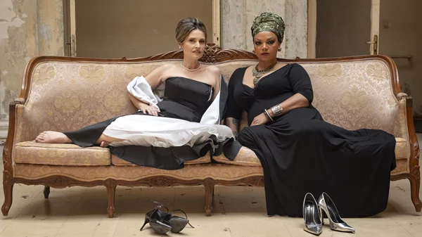 Αποκλειστικό - "4 Οκτάβες Ελευθερίας" στον Μικρό Κεραμεικό: Idra Kayne & Σάσα Παπαλάμπρου συναντούν τη Νίνα Σιμόν