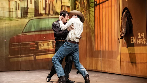 "Brokeback Mountain": Οι πρώτες φωτογραφίες από την παράσταση του Κνωσός