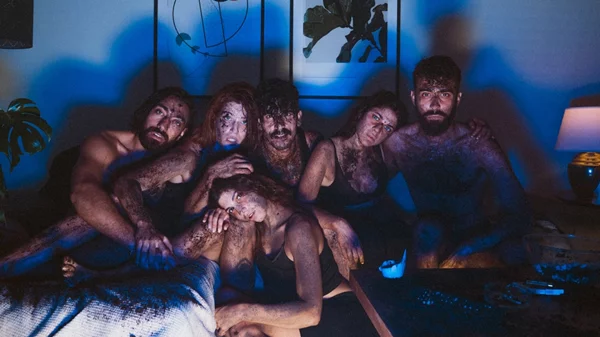 "Η Ζωή και ο Θάνατος του Καραβέλα": Το κλασικό έργο του Θεοτόκη στο θέατρο