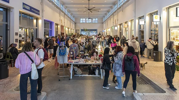 Τα δωρεάν της εβδομάδας: Ένα ακόμα Love Market σε περιμένει στη Φωκίωνος Νέγρη