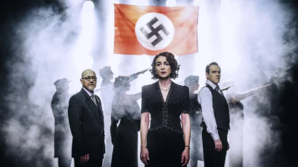 Αγορίτσα Οικονόμου: "Χρειάζεται χρόνος και υπομονή για να αναγνωρίσουμε τα τραύματά μας"