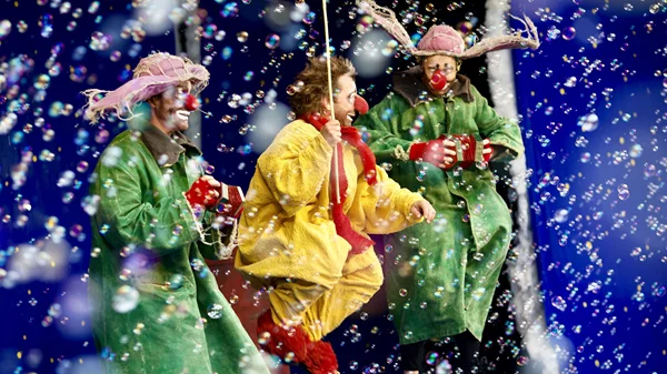 "Slava’s snowshow": Διαδραστικό παιχνίδι και κλοουνέρι σε ένα σόου για όλη την οικογένεια