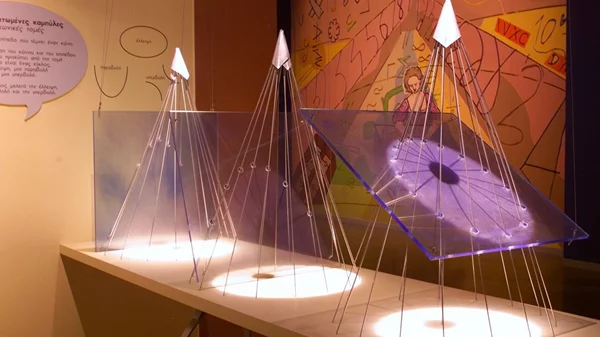 Δύο εκθέσεις μας ταξιδεύουν με σύγχρονο τρόπο στην αρχαιότητα