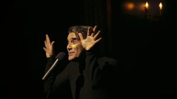 Η παράσταση που καθήλωσε το κοινό της Νέας Υόρκης επιστρέφει στην Αθήνα