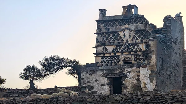 Τελευταίες μέρες για το The Tinos Gathering 2025