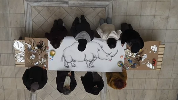 Αποκλειστικό: "Κλιματική Αλλαγή; Έχει Πολλές Θερμίδες;"-Μια περιπατητική performance της Όλγας Ποζέλη