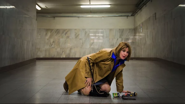 "Η Μέρα της Φούστας": Παράσταση της Ζωής Χατζηαντωνίου αφιερωμένη στην Αχού Νταριέι