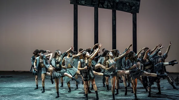 Αξίζει να δείτε το τρίπτυχο χορού "3 Rooms" με το Μπαλέτο της ΕΛΣ