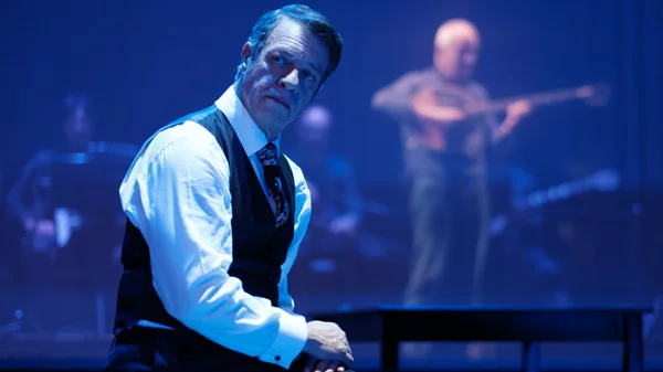 Παράταση παραστάσεων για το εξαιρετικά επιτυχημένο "Τα πήρες όλα κι έφυγες – Η ζωή του Στράτου Διονυσίου"